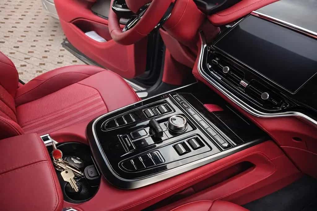 Aston Martin DBX 4.0 V8 707 01/2026-photo-12
