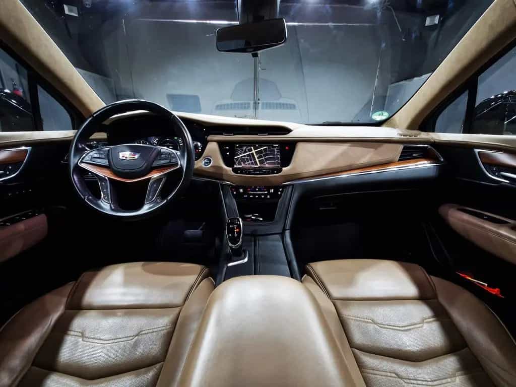 Cadillac XT5 V6 Platinum AWD|PANO|LEDER|5 *JAHRE*GARANTIE 04/2019-photo-10