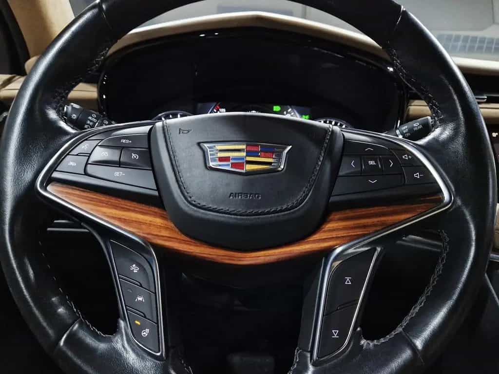 Cadillac XT5 V6 Platinum AWD|PANO|LEDER|5 *JAHRE*GARANTIE 04/2019-photo-17
