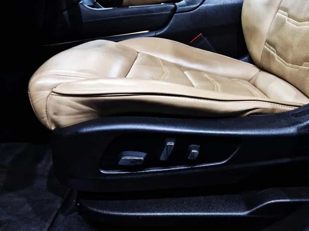 Cadillac XT5 V6 Platinum AWD|PANO|LEDER|5 *JAHRE*GARANTIE 04/2019-photo-24