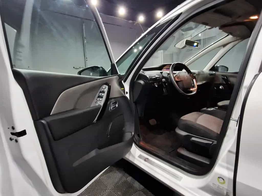 Citroën Grand C4 Picasso / SpaceTourer Grand C4 SpaceTourer 7 SITZER|5 JAHRE GARANTIE|A 02/2022-photo-6