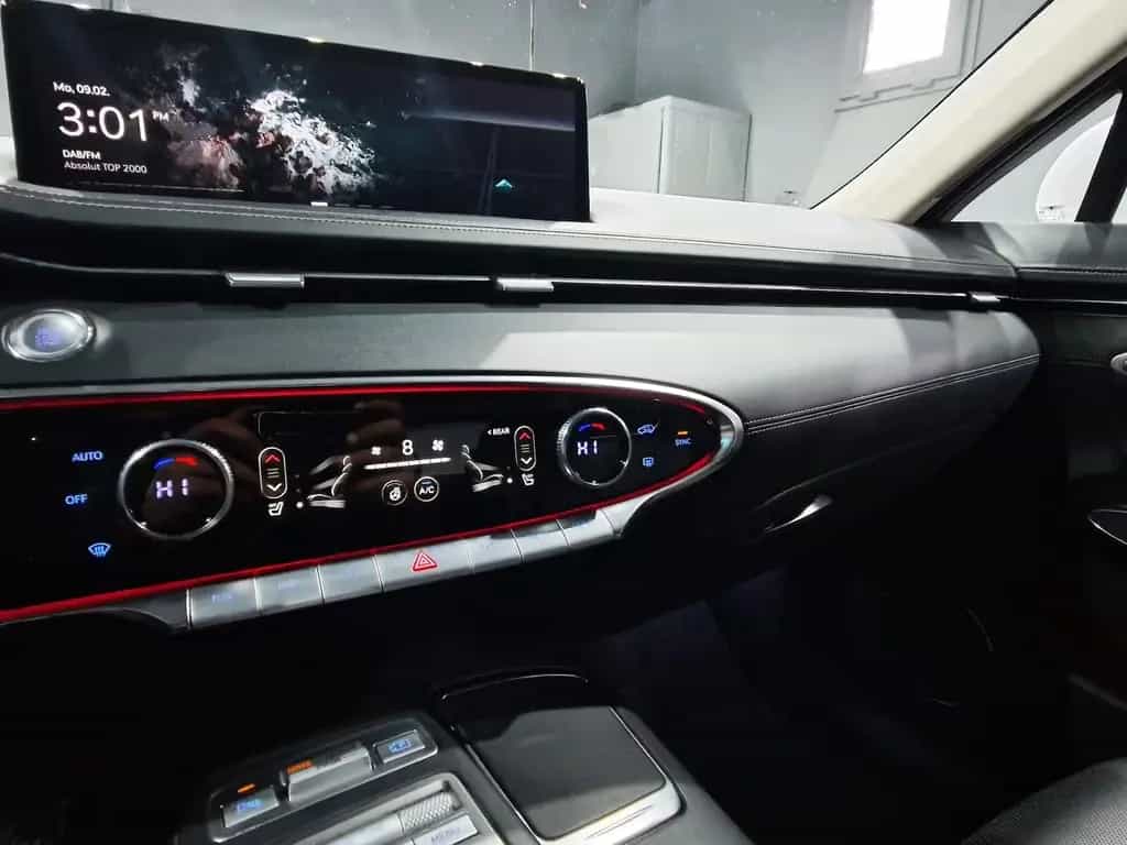 Genesis GV70 2.2 CRDI Luxury 4WD|PANO|5 *JAHRE*GARANTIE 11/2022-photo-14