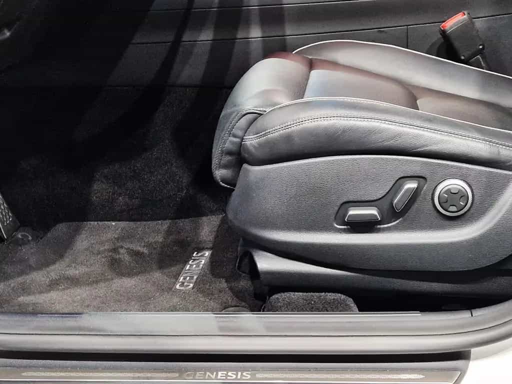 Genesis GV70 2.2 CRDI Luxury 4WD|PANO|5 *JAHRE*GARANTIE 11/2022-photo-23