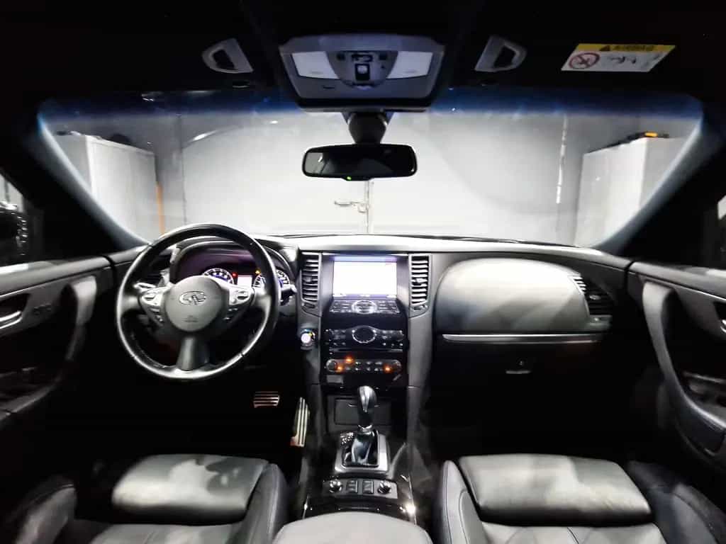 Infiniti QX70 3.7 S|AUTOM|LEDER|E-GSHD|NAVI|XENON|21 ZOLL 03/2018-photo-5