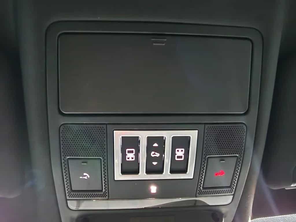 Land Rover Discovery 5 R-Dynamic D300 AWD|PANO|7 SITZER|LED 03/2021-photo-33