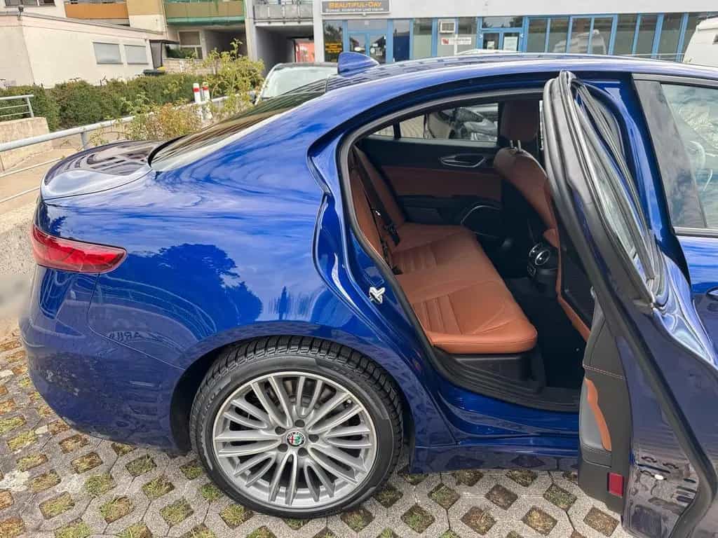 Alfa Romeo Giulia Veloce Q4 210PS AT8 2020... 01/2020-photo-1