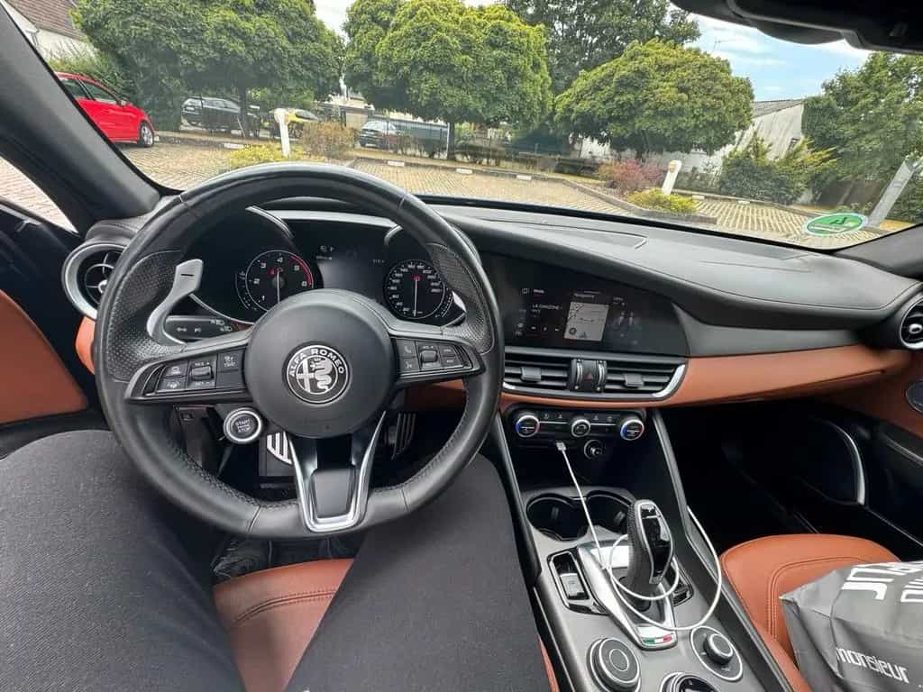 Alfa Romeo Giulia Veloce Q4 210PS AT8 2020... 01/2020-photo-5