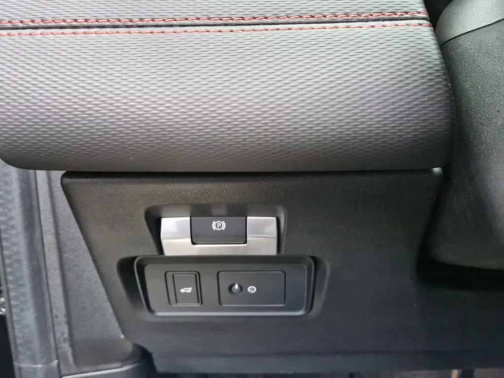 Land Rover Discovery Sport R-Dynamic AWD|AUTOM|LEDER|CAM|LE 10/2020-photo-23