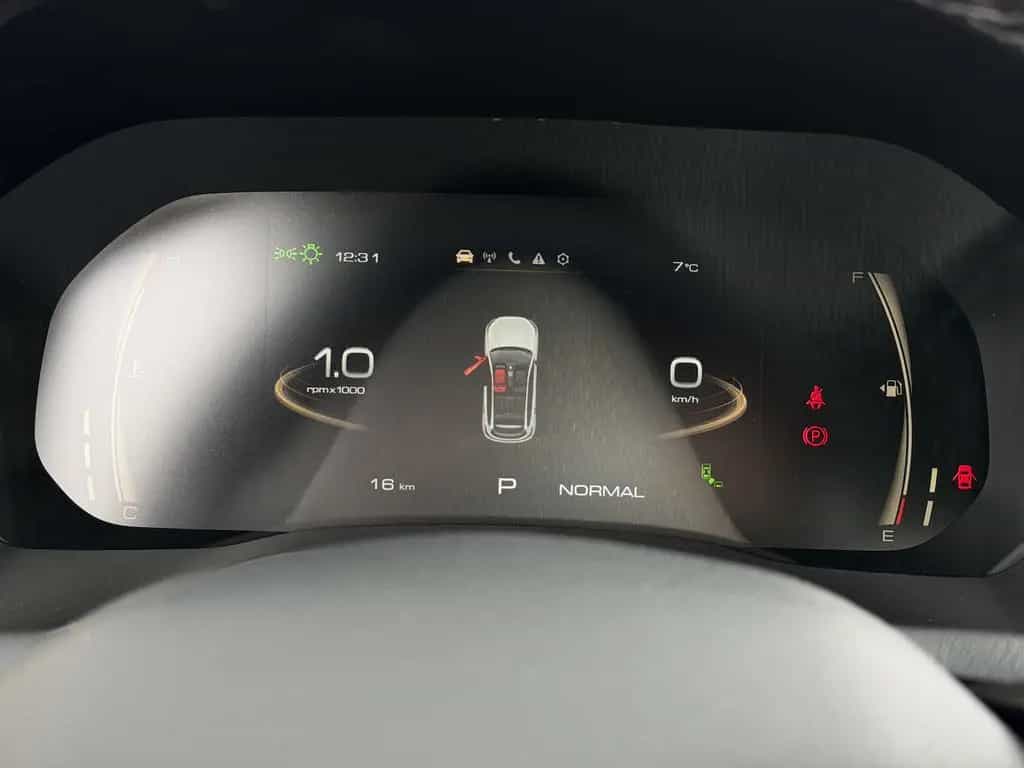 GWM Haval Jolion Pro LUXURY 1.5 Turbo / Sitzheizung null-photo-18