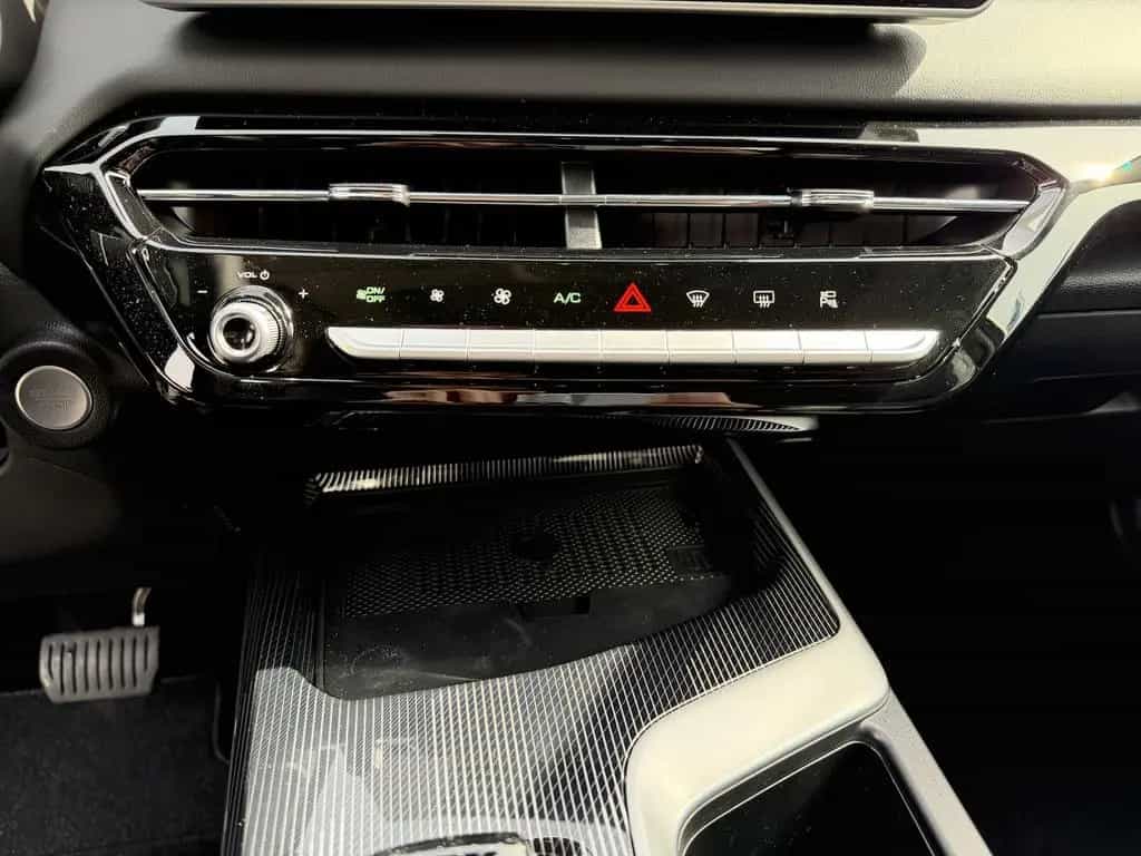 GWM Haval Jolion Pro LUXURY 1.5 Turbo / Sitzheizung null-photo-23