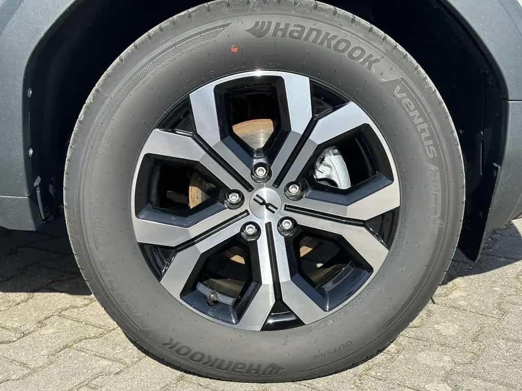 Dacia Duster Deutsch TCe 130 Expression / SitzH / RFK 03/2025-photo-9