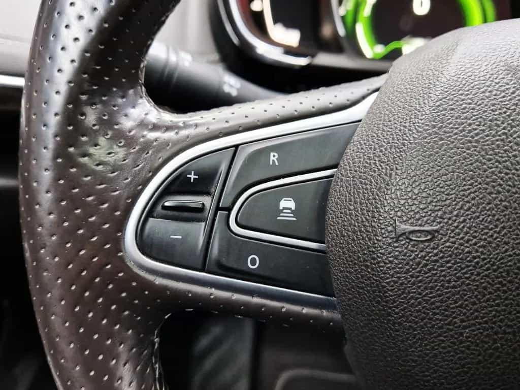 Renault Espace V Initiale Paris|7SITZER|PANO|LEDER|NAVI| 03/2017-photo-24