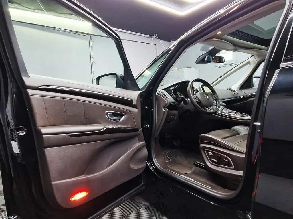 Renault Espace V Initiale Paris|7SITZER|PANO|LEDER|NAVI| 03/2017-photo-7