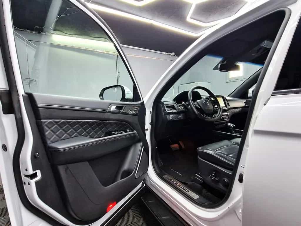 Ssangyong REXTON NOBLESSE 2.2 4WD|7SITZE|LEDER|AUTOM|LED|N 11/2019-photo-6