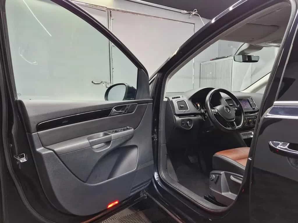 Volkswagen Sharan HIGHLINE BTM|BEHINDERTENGERECHT|AUTOM|LED 11/2018-photo-5