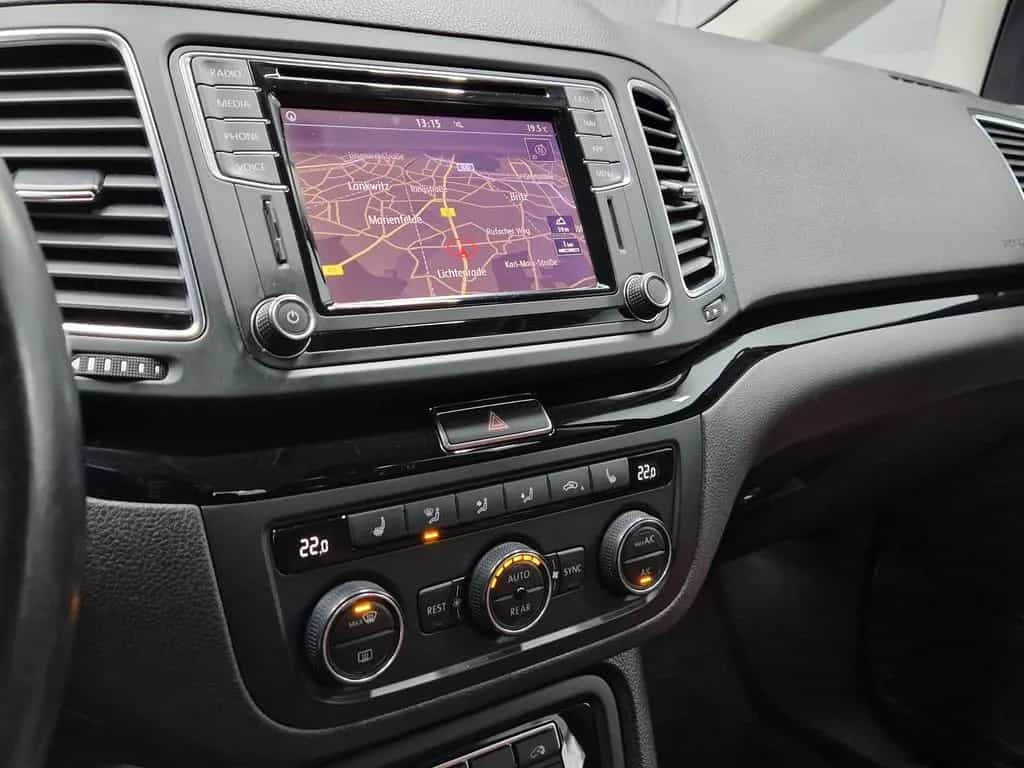 Volkswagen Sharan HIGHLINE BTM|BIXENON|AUTOM|LEDER 11/2018-photo-20