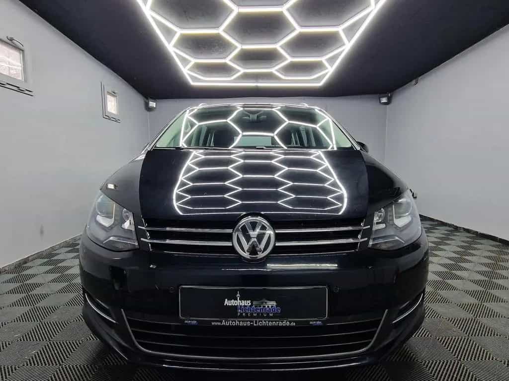 Volkswagen Sharan HIGHLINE BTM|BIXENON|AUTOM|LEDER 11/2018-photo-25