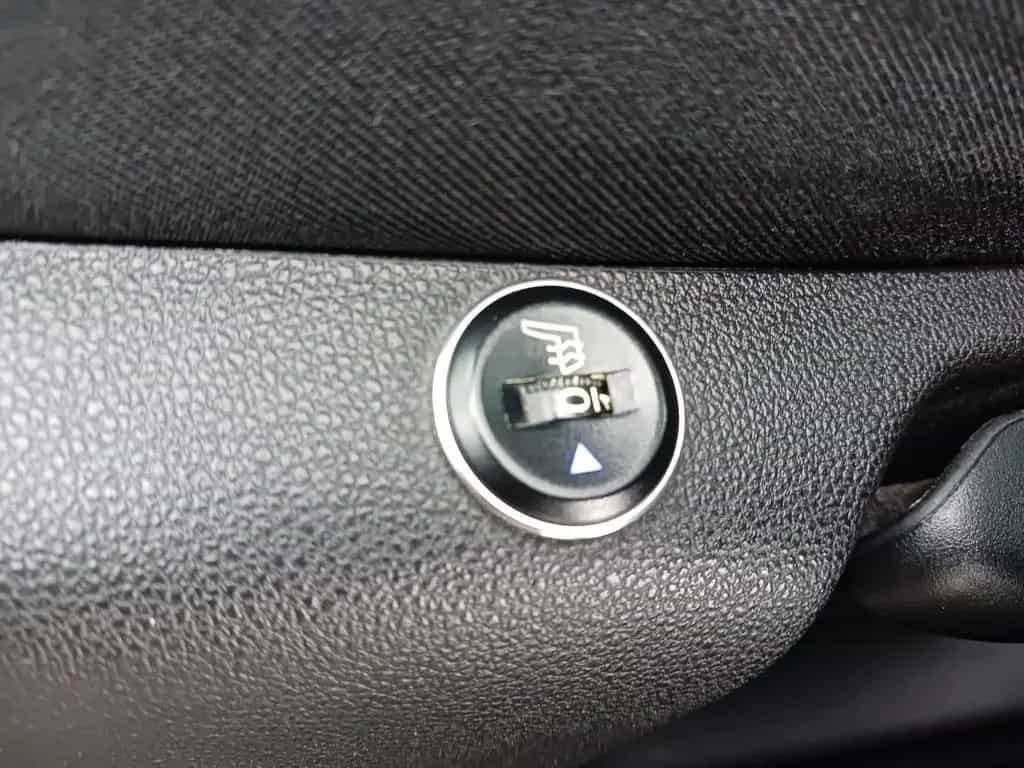 Renault Megane Grandtour Business Edition TCe 140 EDC 10/2019-photo-14