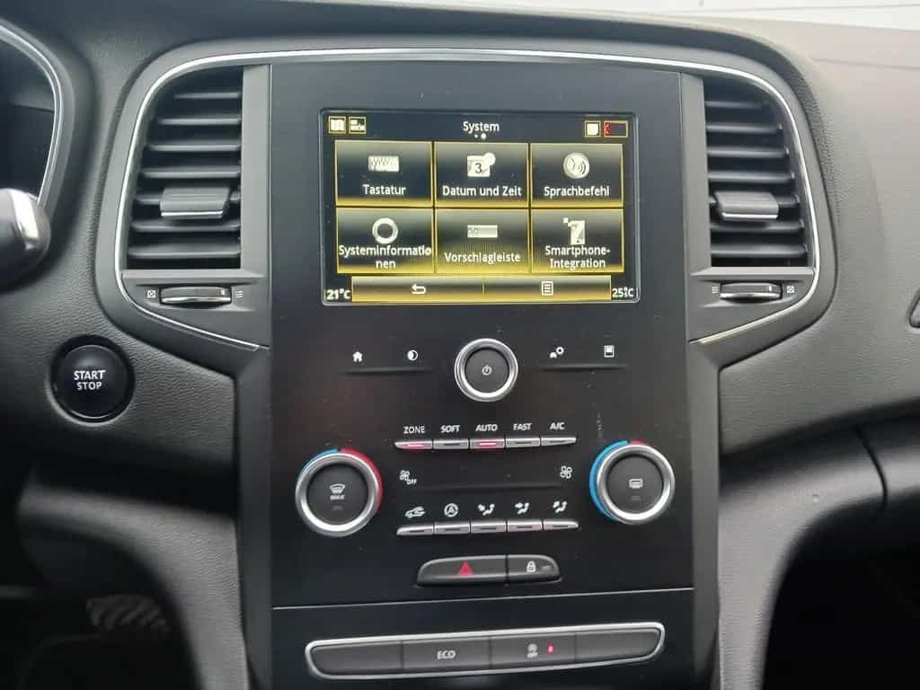 Renault Megane Grandtour Business Edition TCe 140 EDC 10/2019-photo-24