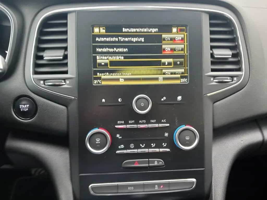 Renault Megane Grandtour Business Edition TCe 140 EDC 10/2019-photo-25