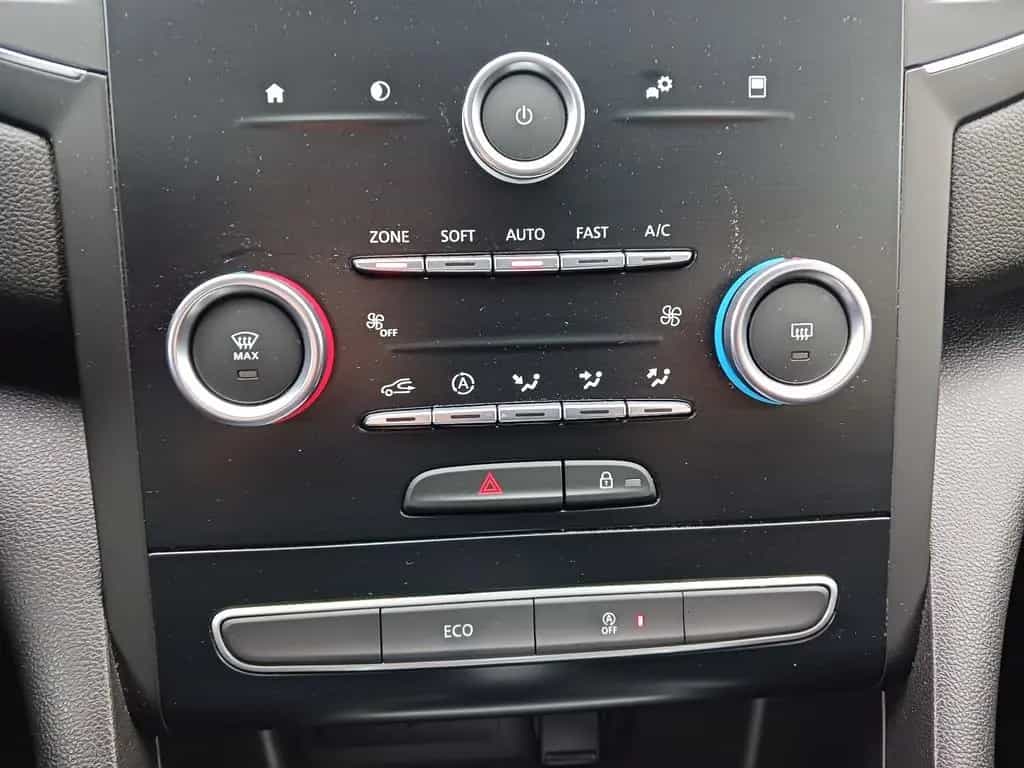 Renault Megane Grandtour Business Edition TCe 140 EDC 10/2019-photo-27