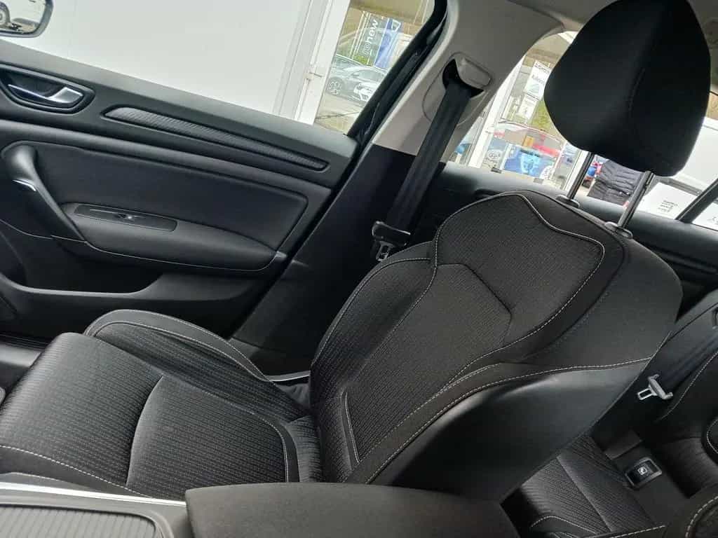 Renault Megane Grandtour Business Edition TCe 140 EDC 10/2019-photo-29