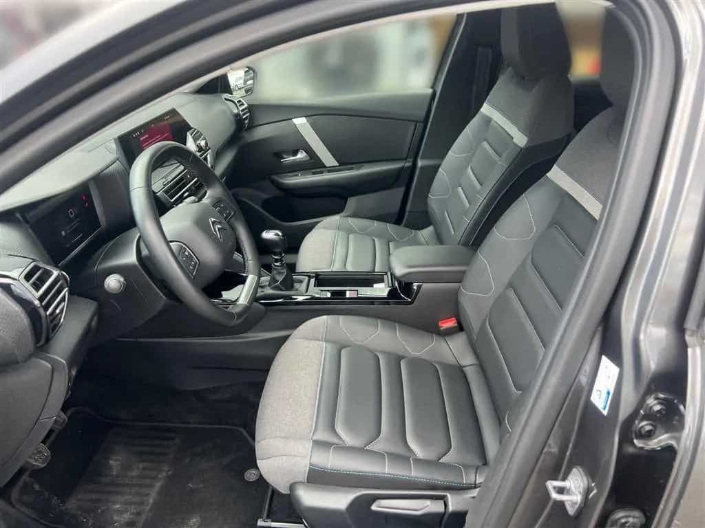 Citroën C4 Shine 1.2 Puretech Kältepaket 04/2024-photo-5