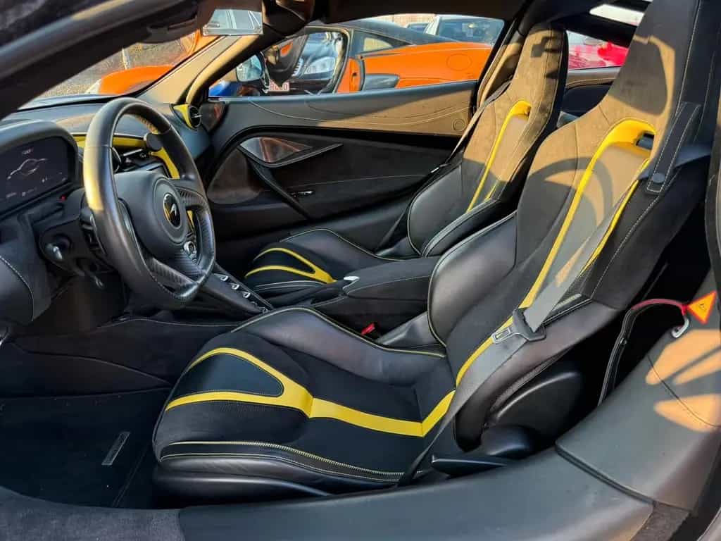 McLaren 720S TOP Zustand 1Hand Carbon B&O Lift Performan 06/2019-photo-17