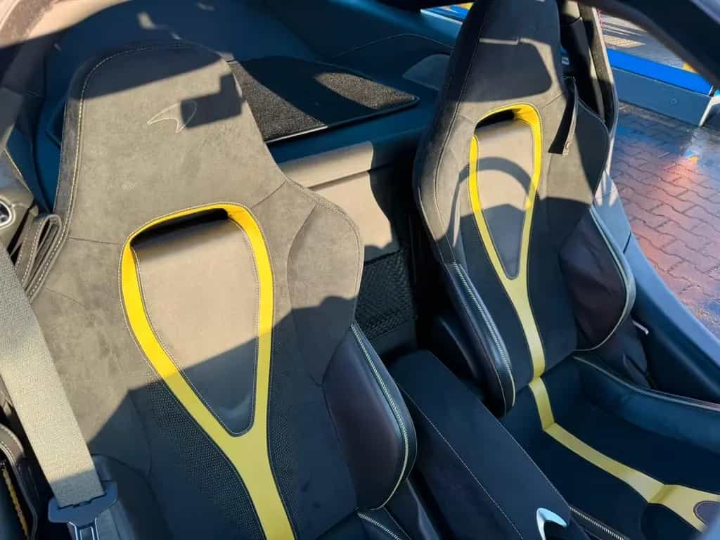 McLaren 720S TOP Zustand 1Hand Carbon B&O Lift Performan 06/2019-photo-28