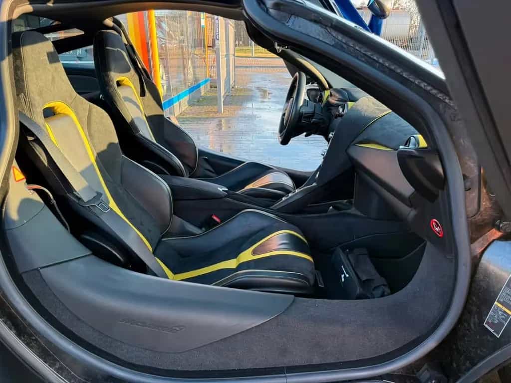 McLaren 720S TOP Zustand 1Hand Carbon B&O Lift Performan 06/2019-photo-31