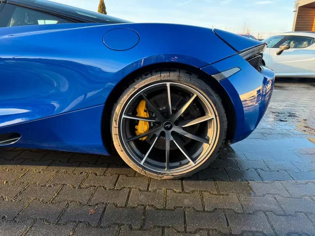 McLaren 720S TOP Zustand 1Hand Carbon B&O Lift Performan 06/2019-photo-48