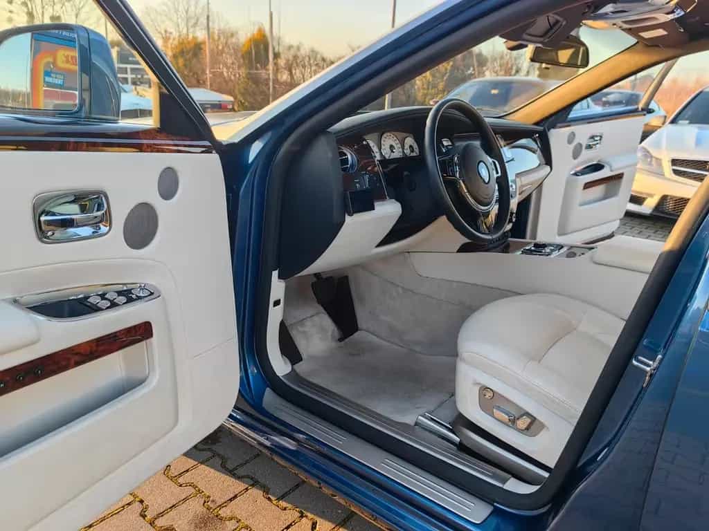 Rolls-Royce Ghost TOP Zustand 1 Hand 2 Tone Lack Voll 34tkm 09/2012-photo-16