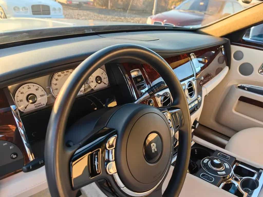 Rolls-Royce Ghost TOP Zustand 1 Hand 2 Tone Lack Voll 34tkm 09/2012-photo-20