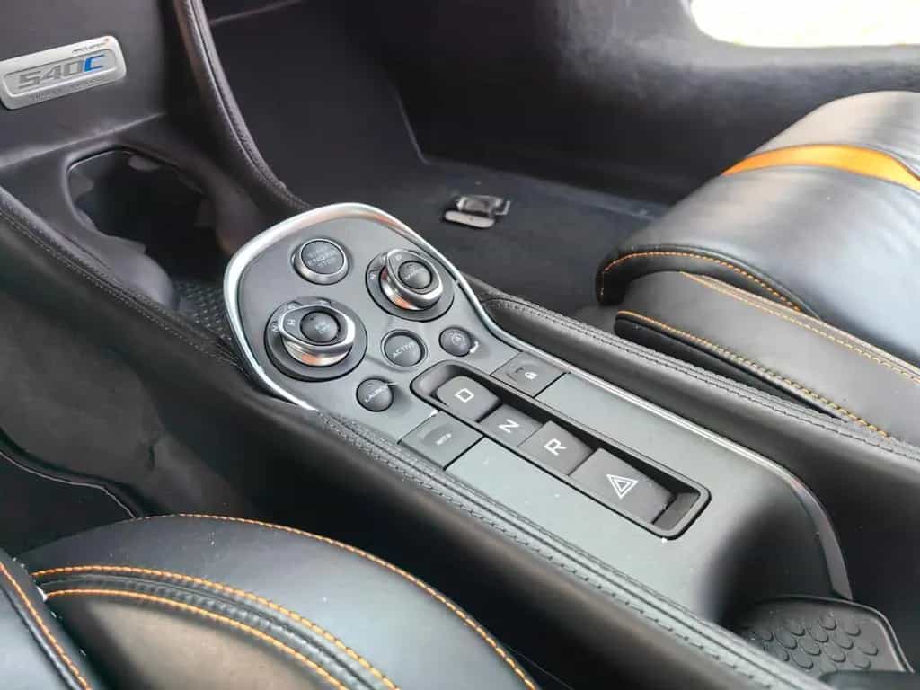 McLaren 540C TOP Zustand *1 Hand*Voll*B&W*Camera*Lift ! 11/2017-photo-36