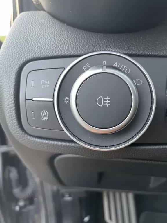 Alfa Romeo Giulia Veloce Q4 Vollausstattung Alu"19 09/2017-photo-24