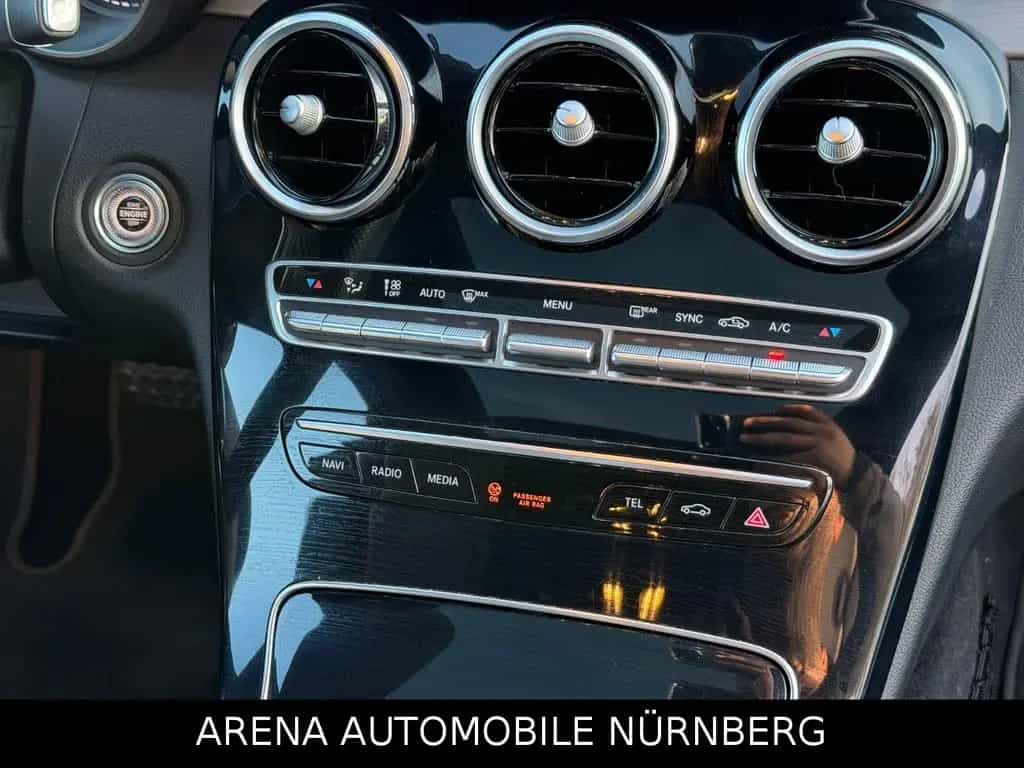 Mercedes-Benz C-Class AMG Coupe*4Matic**Panorama*Fast Voll*Deutsch 07/2020-photo-15