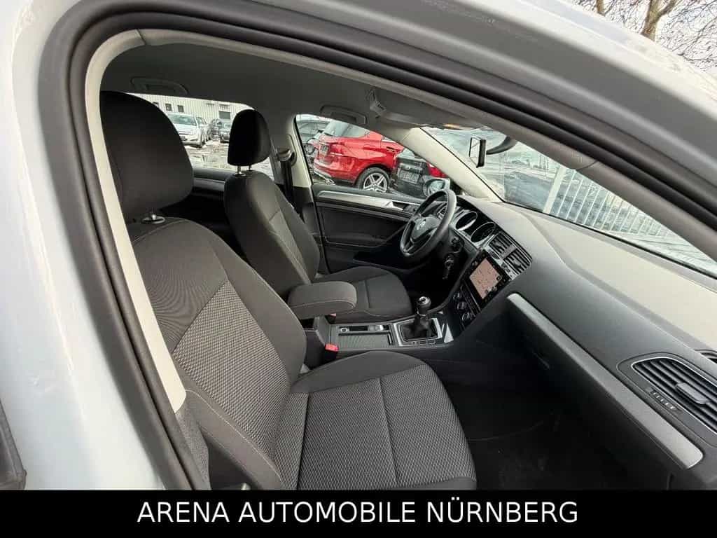 Volkswagen Golf VII Variant 1.0 TSI Trendline*Navi*Klima 07/2017-photo-11