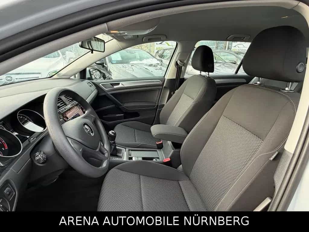 Volkswagen Golf VII Variant 1.0 TSI Trendline*Navi*Klima 07/2017-photo-4