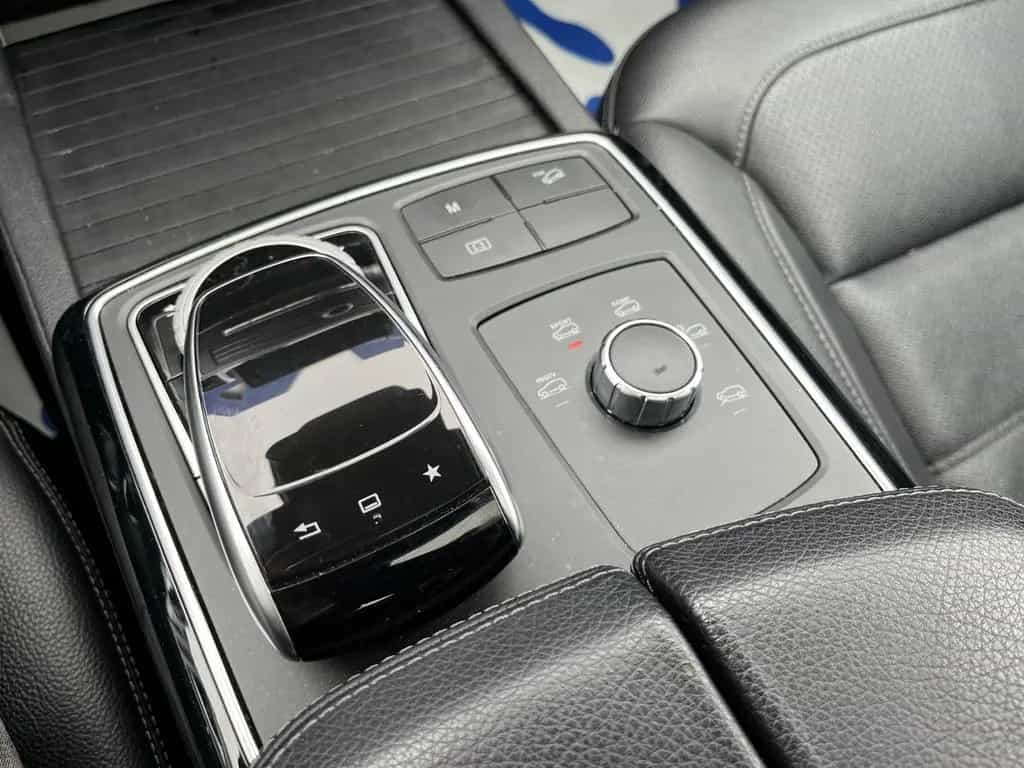 Mercedes-Benz GLE-Class 350 d 4-Matic AMG sDach*AHK*LED*SPUR*E-SITZE 05/2016-photo-20