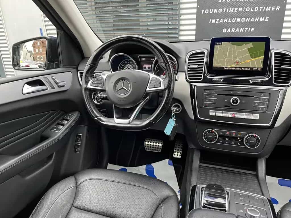 Mercedes-Benz GLE-Class 350 d 4-Matic AMG sDach*AHK*LED*SPUR*E-SITZE 05/2016-photo-7