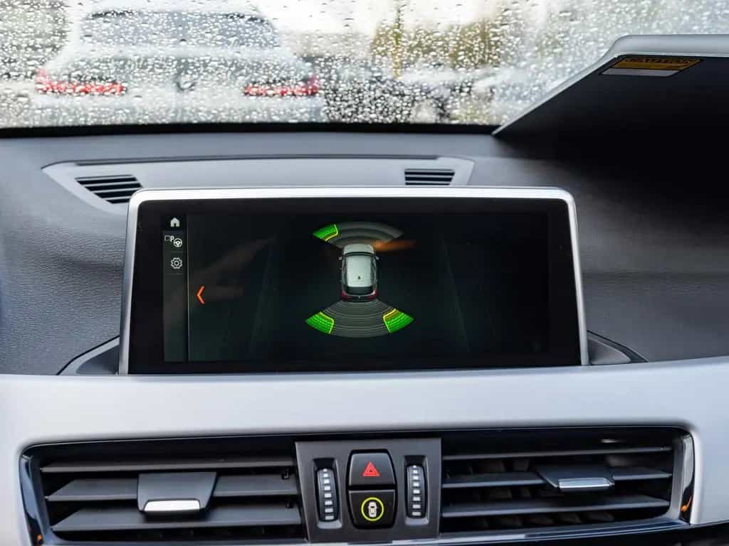 BMW X1 sDrive18i Advantage FACEL. AHK NAVI SHZ PDC 05/2020-photo-12