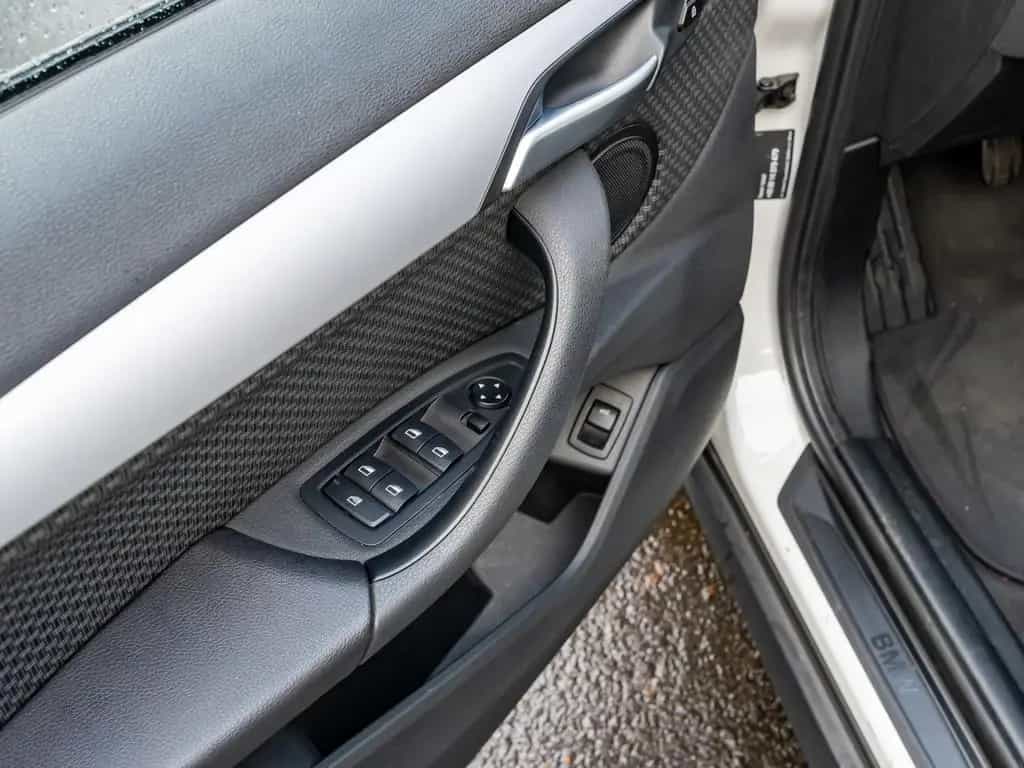BMW X1 sDrive18i Advantage FACEL. AHK NAVI SHZ PDC 05/2020-photo-23