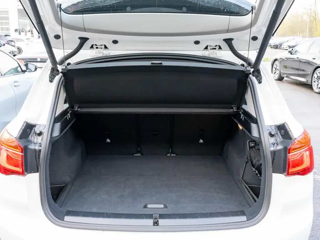 BMW X1 sDrive18i Advantage FACEL. AHK NAVI SHZ PDC 05/2020-photo-9