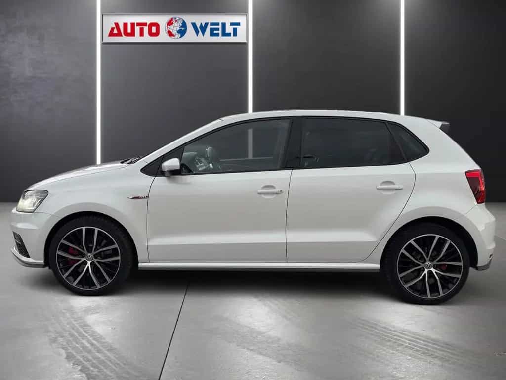 Volkswagen Polo 1.8 TSI DSG GTI LED Navi SHZ Kamera Pano 10/2015-photo-5