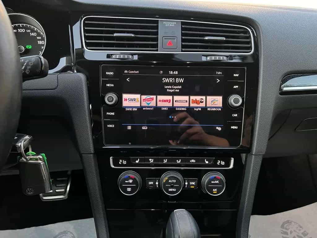Volkswagen Golf 1.5TSI ACT DSG Highline*LED*ACC*Navi*2.Hand 10/2018-photo-22