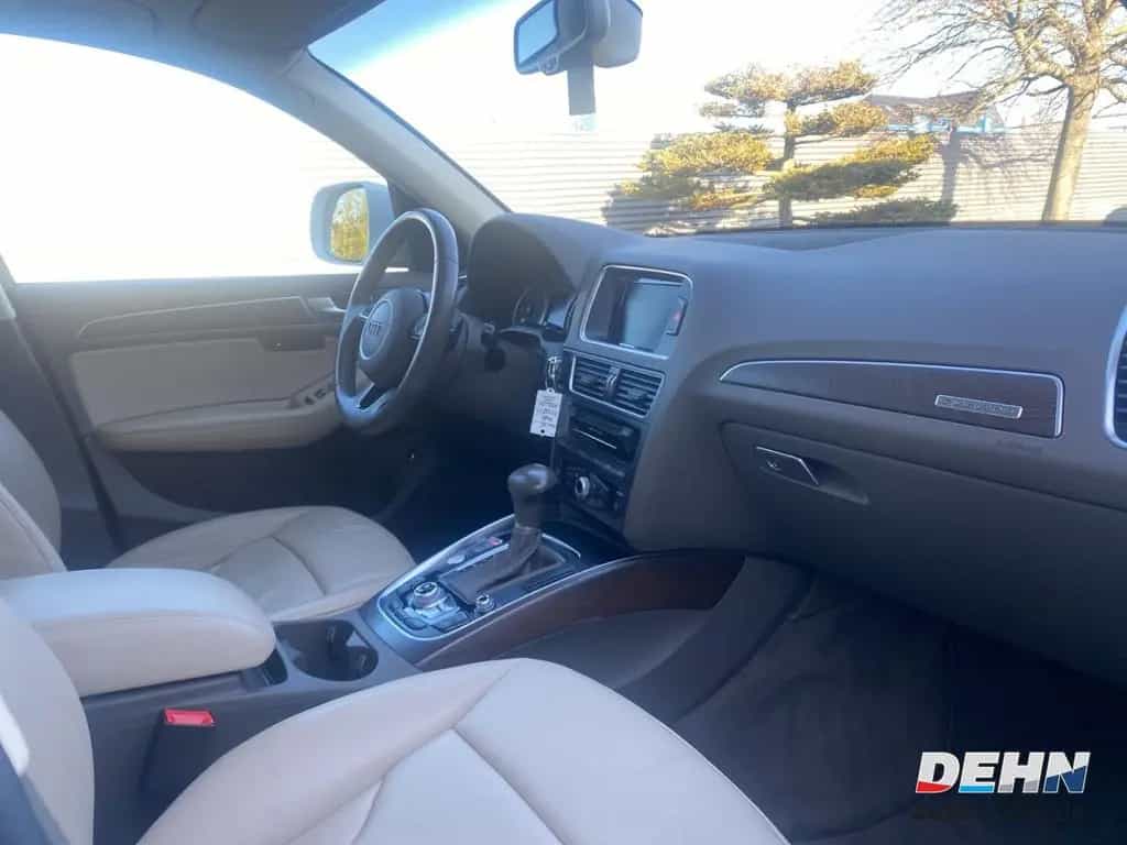 Audi Q5 2.0 TDI DSG quattro Pano MMI Magnetic Kamera 03/2018-photo-12