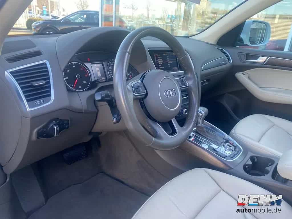 Audi Q5 2.0 TDI DSG quattro Pano MMI Magnetic Kamera 03/2018-photo-18