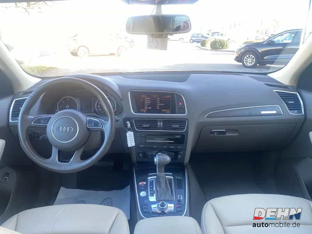 Audi Q5 2.0 TDI DSG quattro Pano MMI Magnetic Kamera 03/2018-photo-7