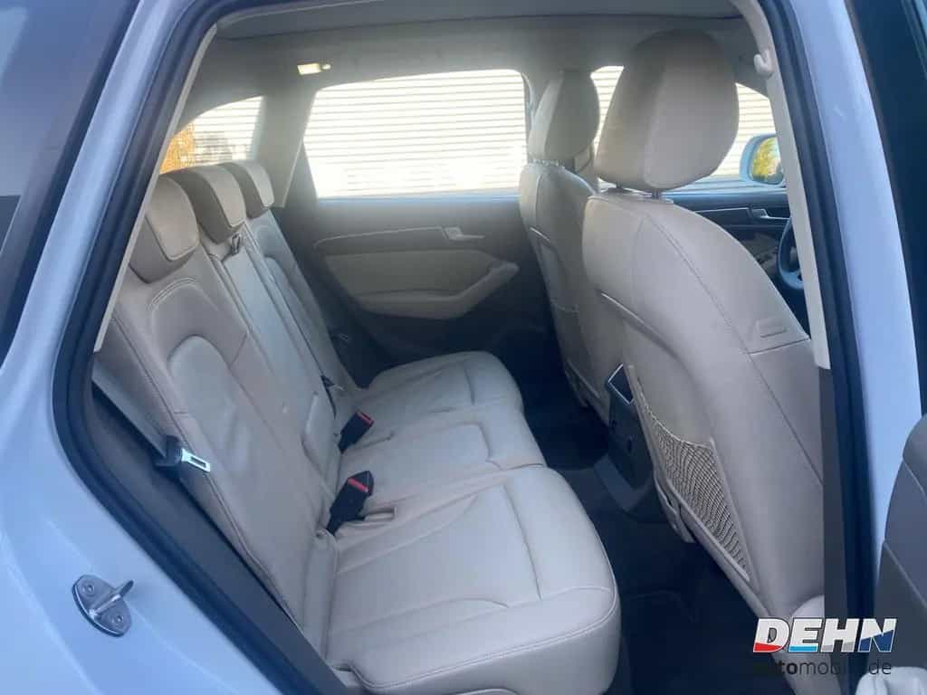Audi Q5 2.0 TDI DSG quattro Pano MMI Magnetic Kamera 03/2018-photo-8