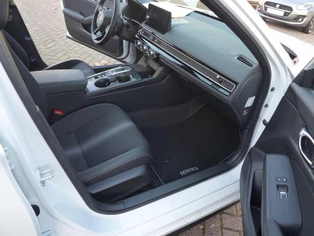 Honda Civic e:HEV 2.0 i-MMD Hybrid Sport 01/2026-photo-5